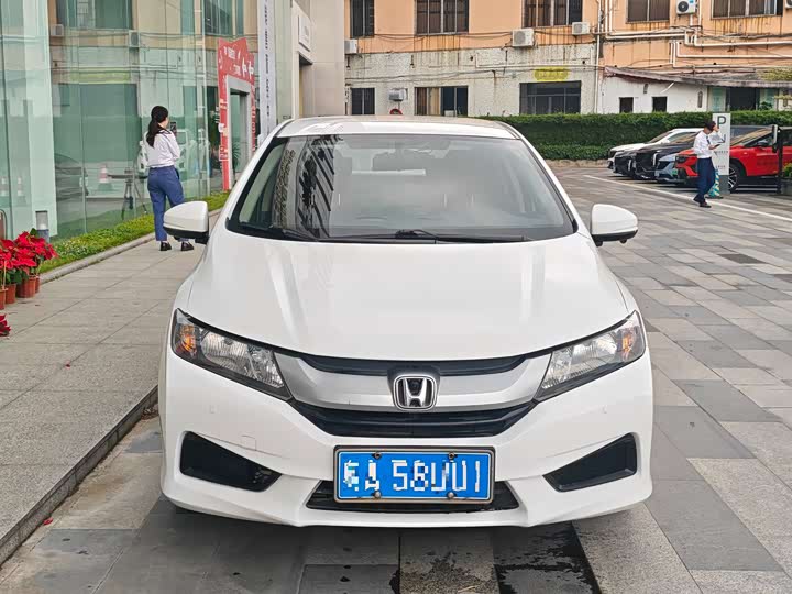City 2017 1.5L - CVT - 130,000 km - Image 2