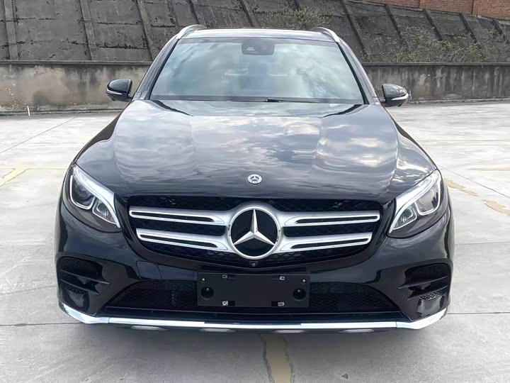 GLC 2018 GLC 260 1.5T - Automatic - 130,000 km - Image 2