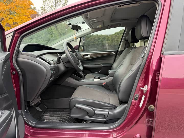Jade 2017 1.8L - CVT - 119,000 km - Image 5