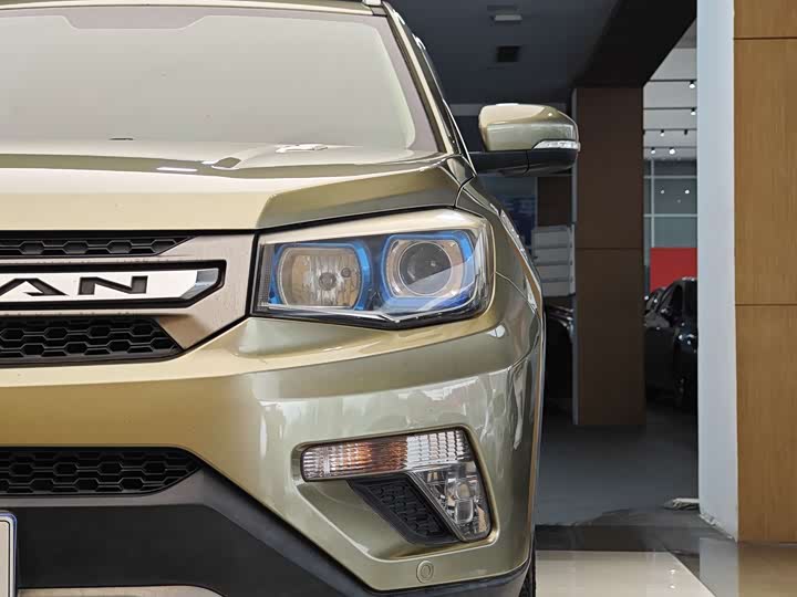 CS75 2014 1.8T - Automatic - 134,000 km - Image 2