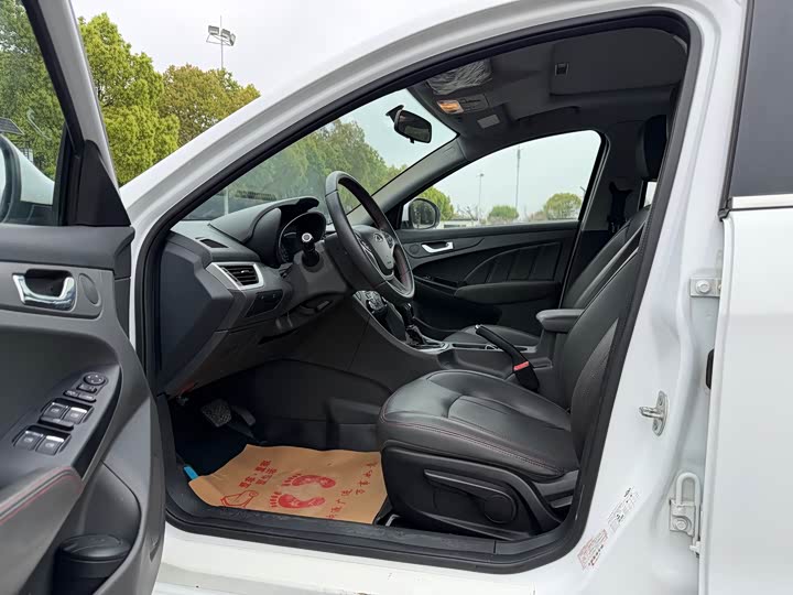 Arrizo 7 2017 Arrizo 7 1.5T - CVT - 120,000 km - Image 8