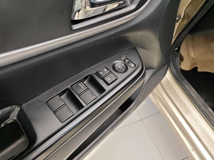 Crider 2017 1.8L - CVT - 41,000 km - Image 9