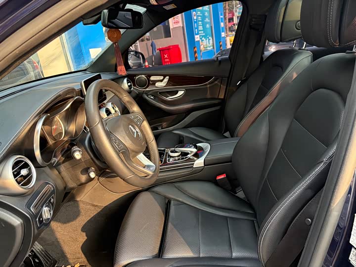 GLC 2018 GLC 260 1.5T - Automatic - 100,000 km - Image 11