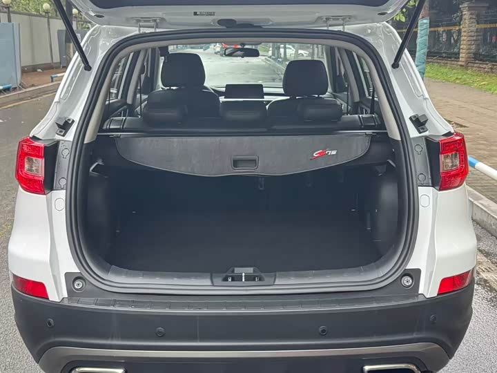 CS75 2019 CS75 280T - Manual - 115,000 km - Image 9