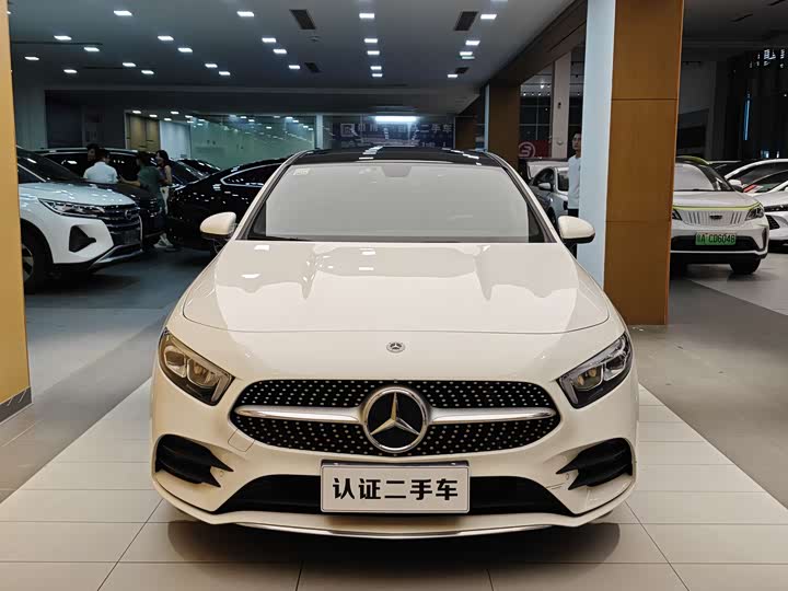 A-Class 2021 A 200 L 1.3T - Automatic - 83,500 km - Image 3