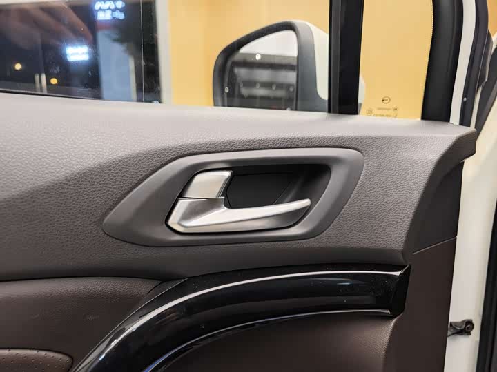 GS4 2017 GS4 235T - Automatic - 66,000 km - Image 8