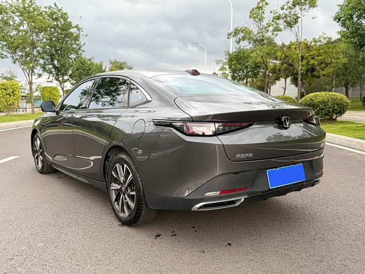 Lamore 2023 1.5T - Automatic - 16,000 km - Image 5