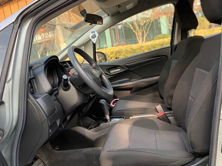 Fit 2016 1.5L - CVT - 120,000 km - Image 9