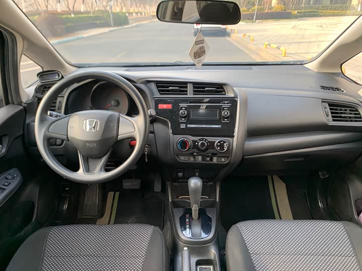 Fit 2016 1.5L - CVT - 120,000 km - Image 12