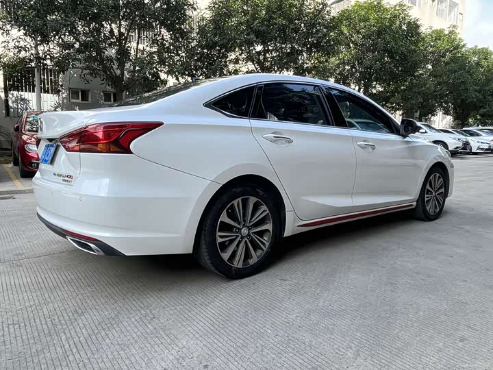 Raeton CC 2020 1.5T - Automatic - 30,000 km - Image 5