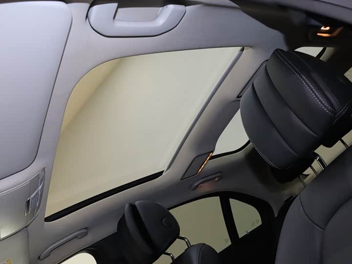 C-Class 2018 C 200 1.3T - Automatic - 119,000 km - Image 11
