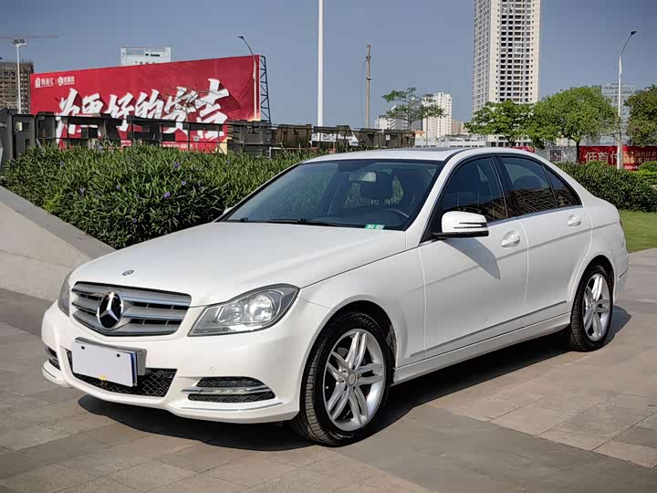 C-Class 2013 C 260 1.5T - Automatic - 144,000 km - Image 1