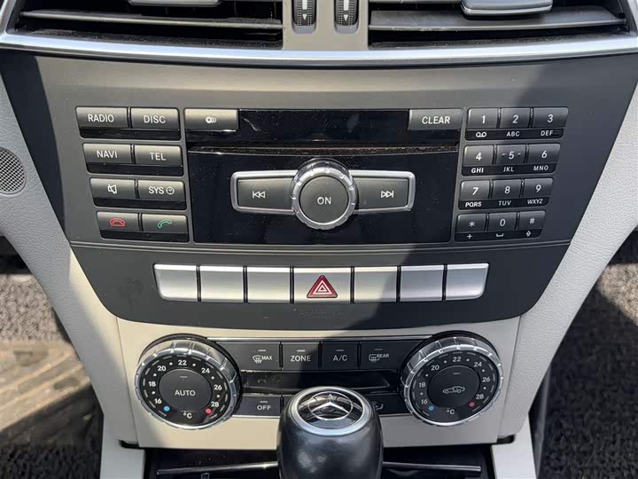 C-Class 2013 C 180 1.6T - Automatic - 180,000 km - Image 3