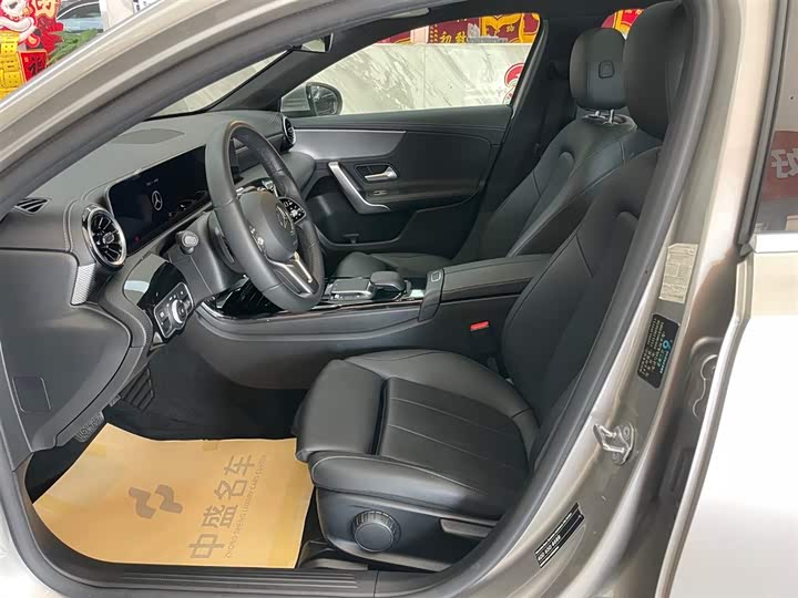 A-Class 2020 A 180 L 1.6T - Automatic - 45,000 km - Image 10