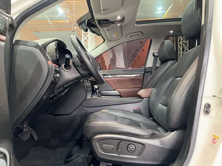 GS8 2017 GS8 320T - Automatic - 110,000 km - Image 10