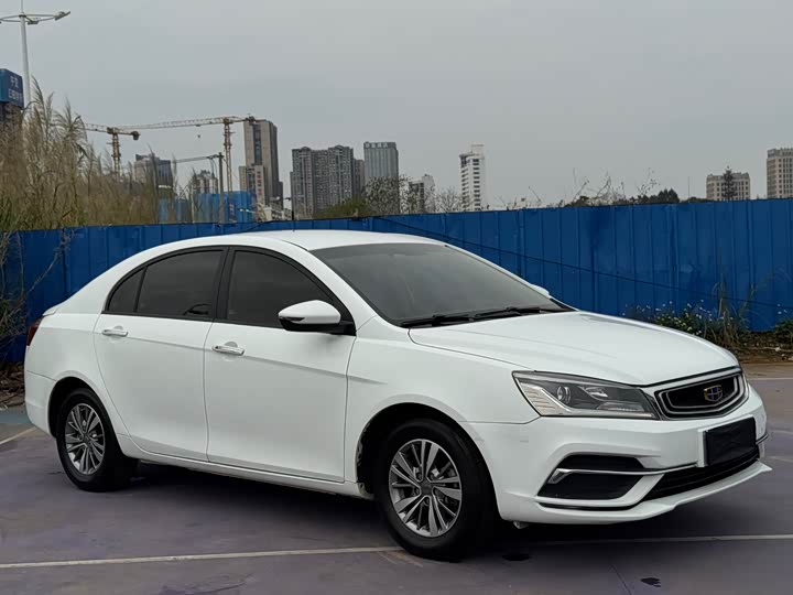 Emgrand 2018 1.5L - Manual - 110,000 km - Image 3