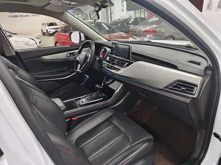 CS75 2020 CS75 280T - Automatic - 70,000 km - Image 9