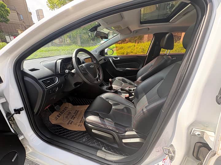 Arrizo 5 2017 Arrizo 5 1.5L - Manual - 69,000 km - Image 9