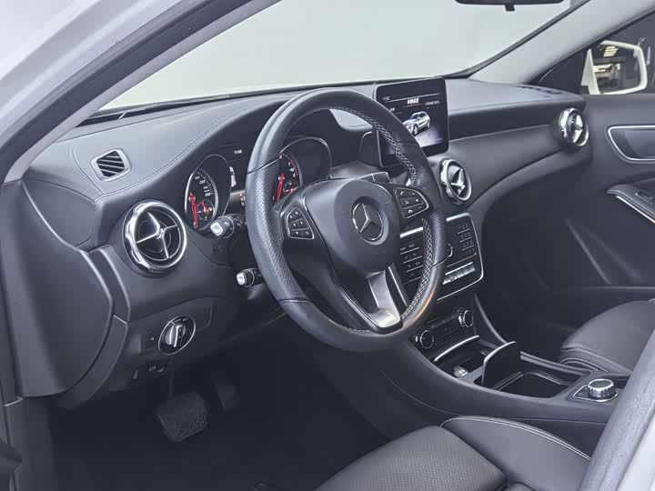 GLA 2018 GLA 200 1.3T - Automatic - 56,000 km - Image 12