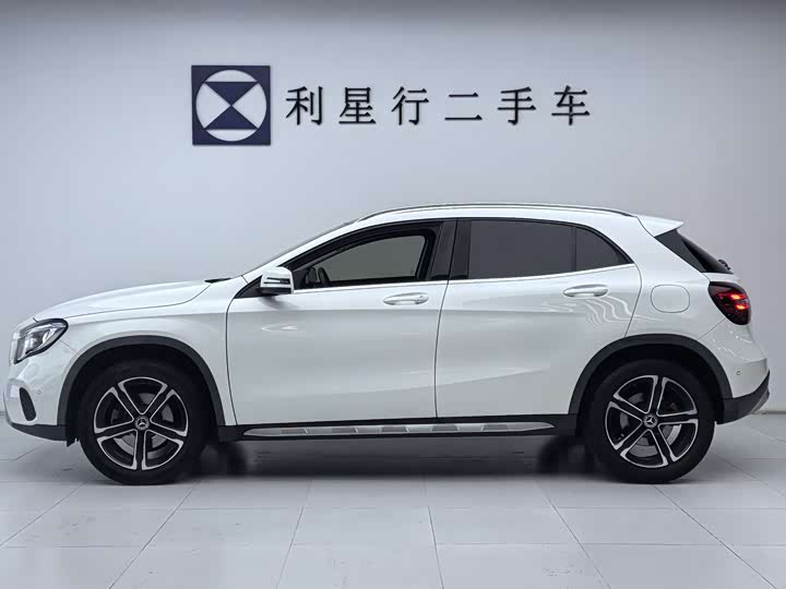 GLA 2018 GLA 200 1.3T - Automatic - 56,000 km - Image 2