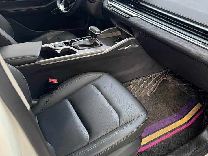 Emgrand 2022 1.5L - CVT - 30,000 km - Image 9