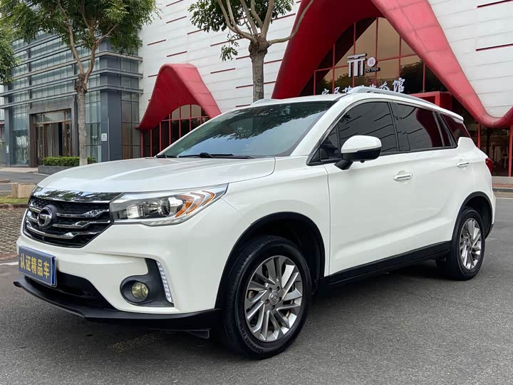 GS4 2017 GS4 200T - Automatic - 88,000 km - Image 1