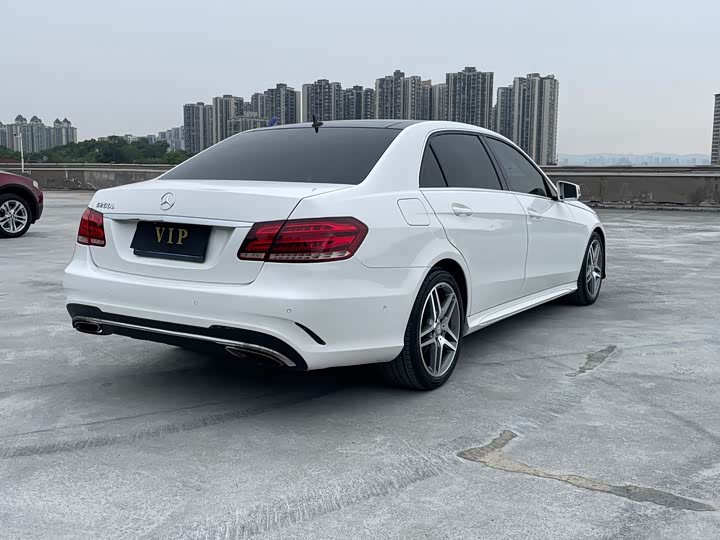 E-Class 2014 E 260 L 1.5T - Automatic - 160,000 km - Image 7