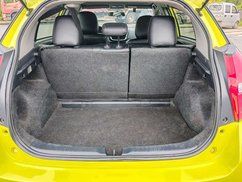 Yaris L 2016 - CVT - 69,000 km - Image 13