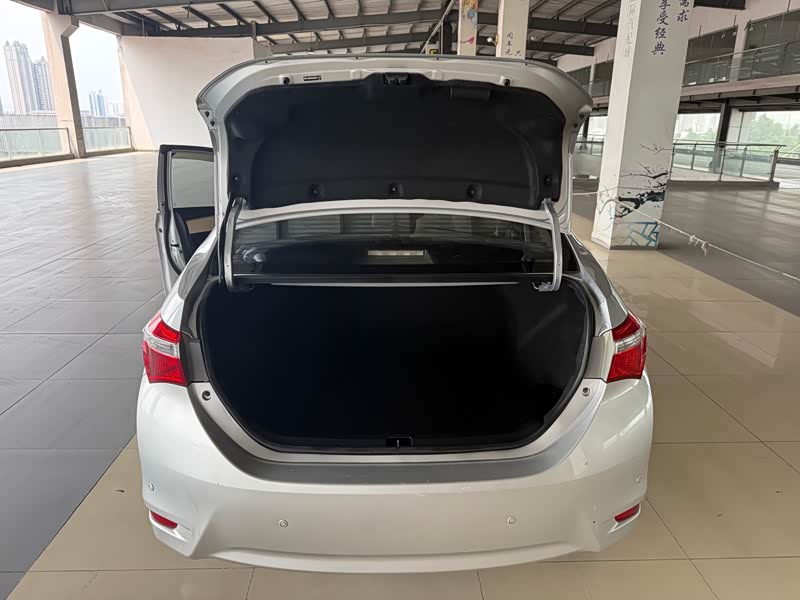 Corolla 2017 1.6L - S-CVT - 61,000 km - Image 13