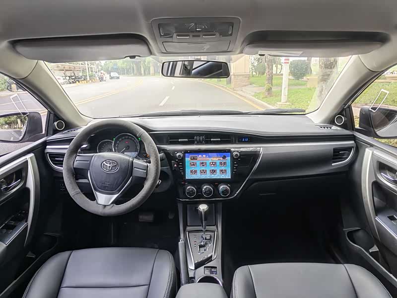 Corolla 2014 1.6L - CVT - 69,600 km - Image 3