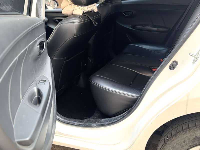Vios 2019 1.5L - CVT - 80,000 km - Image 8