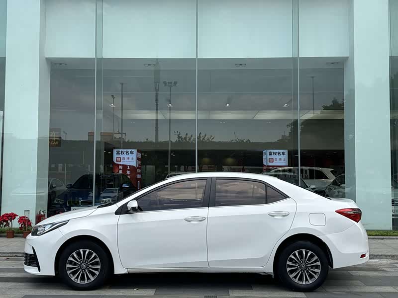 Corolla 2017 1.2L - S-CVT - 104,000 km - Image 4