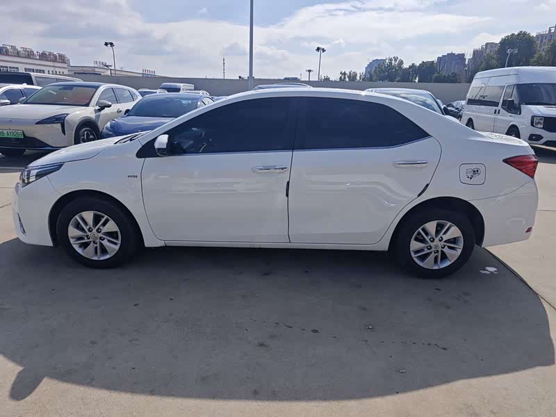 Corolla 2014 1.6L - CVT - 80,000 km - Image 4