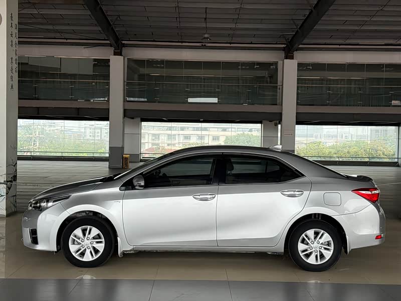 Corolla 2017 1.6L - S-CVT - 61,000 km - Image 3