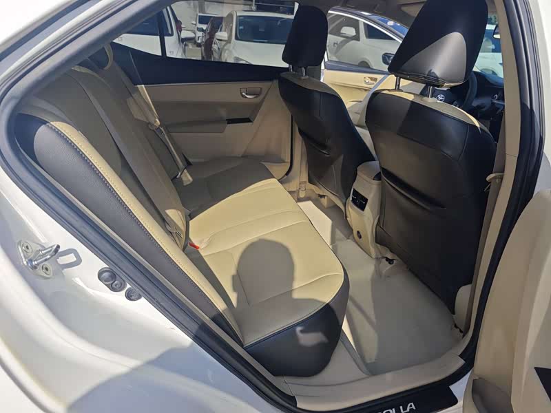 Corolla 2014 1.6L - CVT - 80,000 km - Image 15