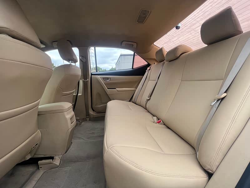 Corolla 2014 1.6L - Manual - 142,000 km - Image 6
