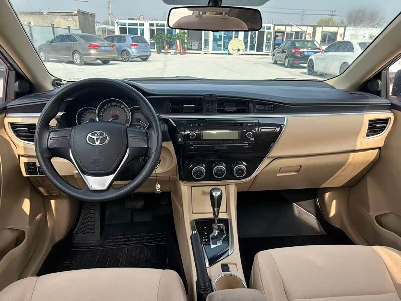 Corolla 2014 1.6L - CVT - 120,000 km - Image 6