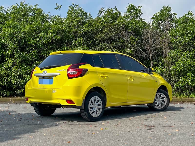 Vios 2021 1.5L - CVT - 32,000 km - Image 4