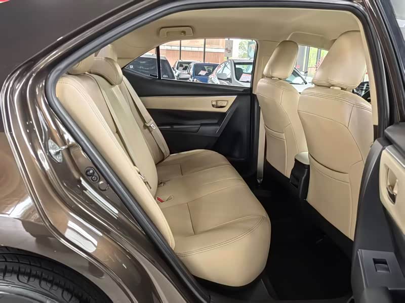 Corolla 2017 1.2L - S-CVT - 82,000 km - Image 11