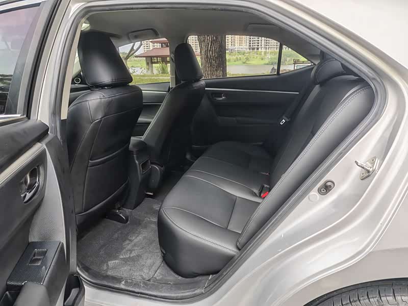 Corolla 2014 1.6L - CVT - 69,600 km - Image 4
